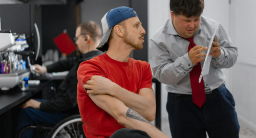 Inclusione Lavorativa: La Lombardia Stanzia 3 Milioni per le Persone con Disabilit